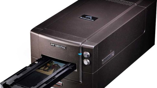 Pacific Image PrimeFilm 120 800px OPTI | Pacific Image PrimeFilm 120 with automatic negative feeder. Image from Pacific Image http://www.scanace.com